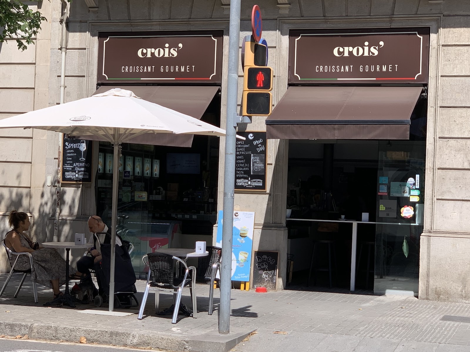 Crois Spazio Bar | Croissantería & Cafetería Italiana: the place
