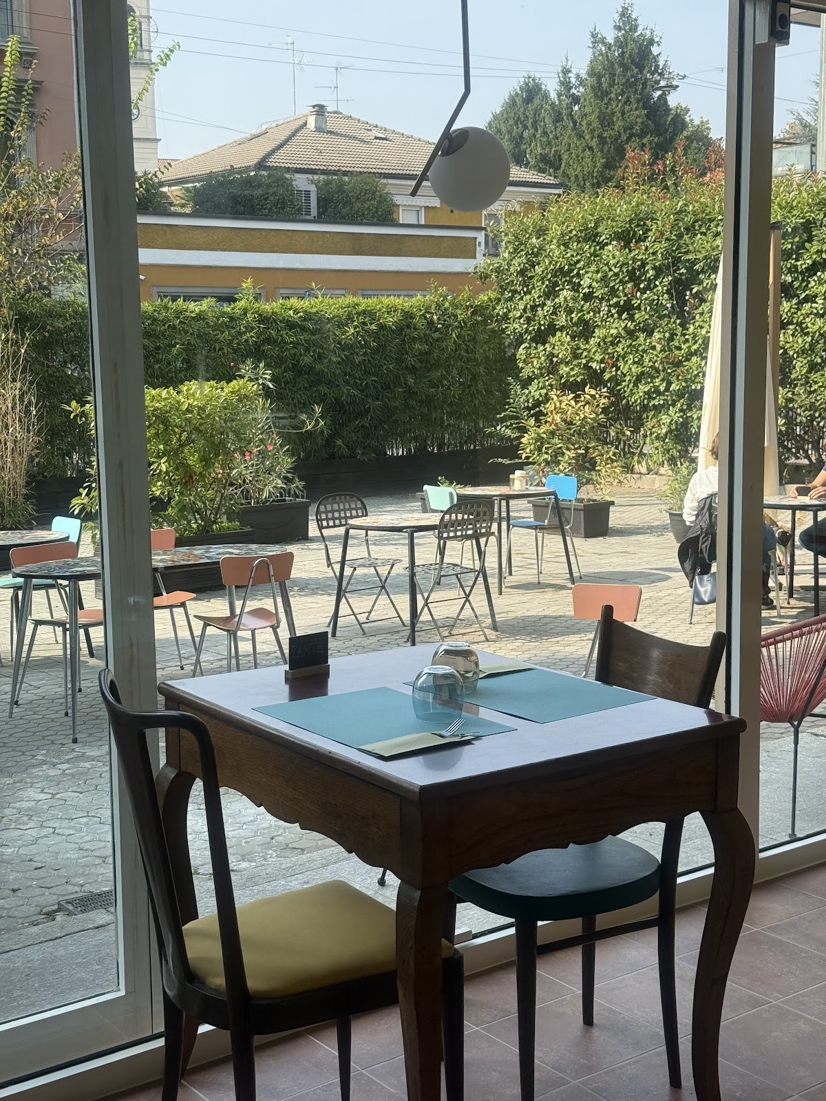 Il Girasole di Affori - Milano: the place