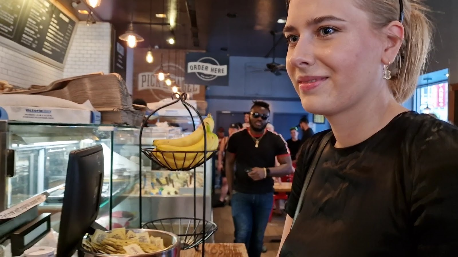 Pick A Bagel: the place