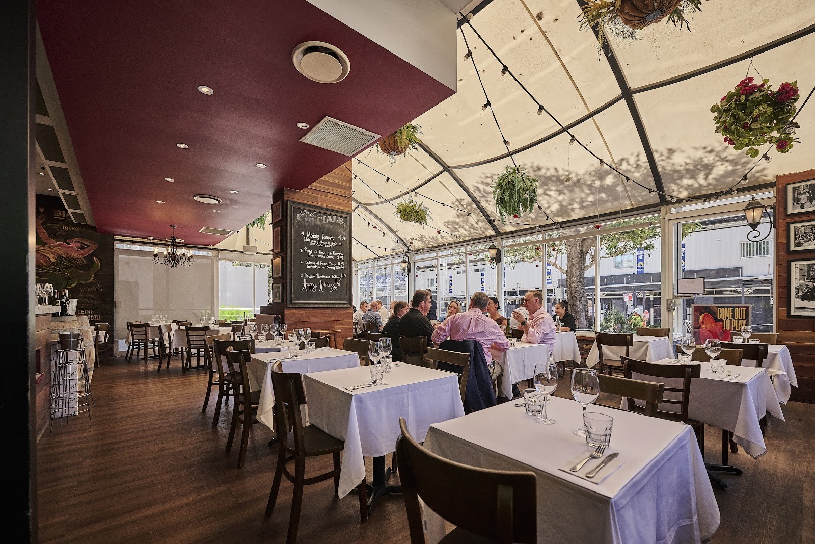 Andiamo Trattoria Rhodes: the place