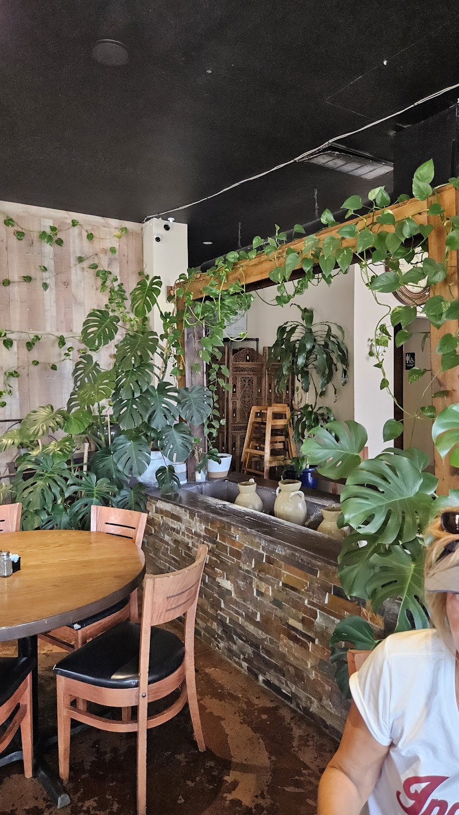 Byblos Express Greek and Lebanese: the place
