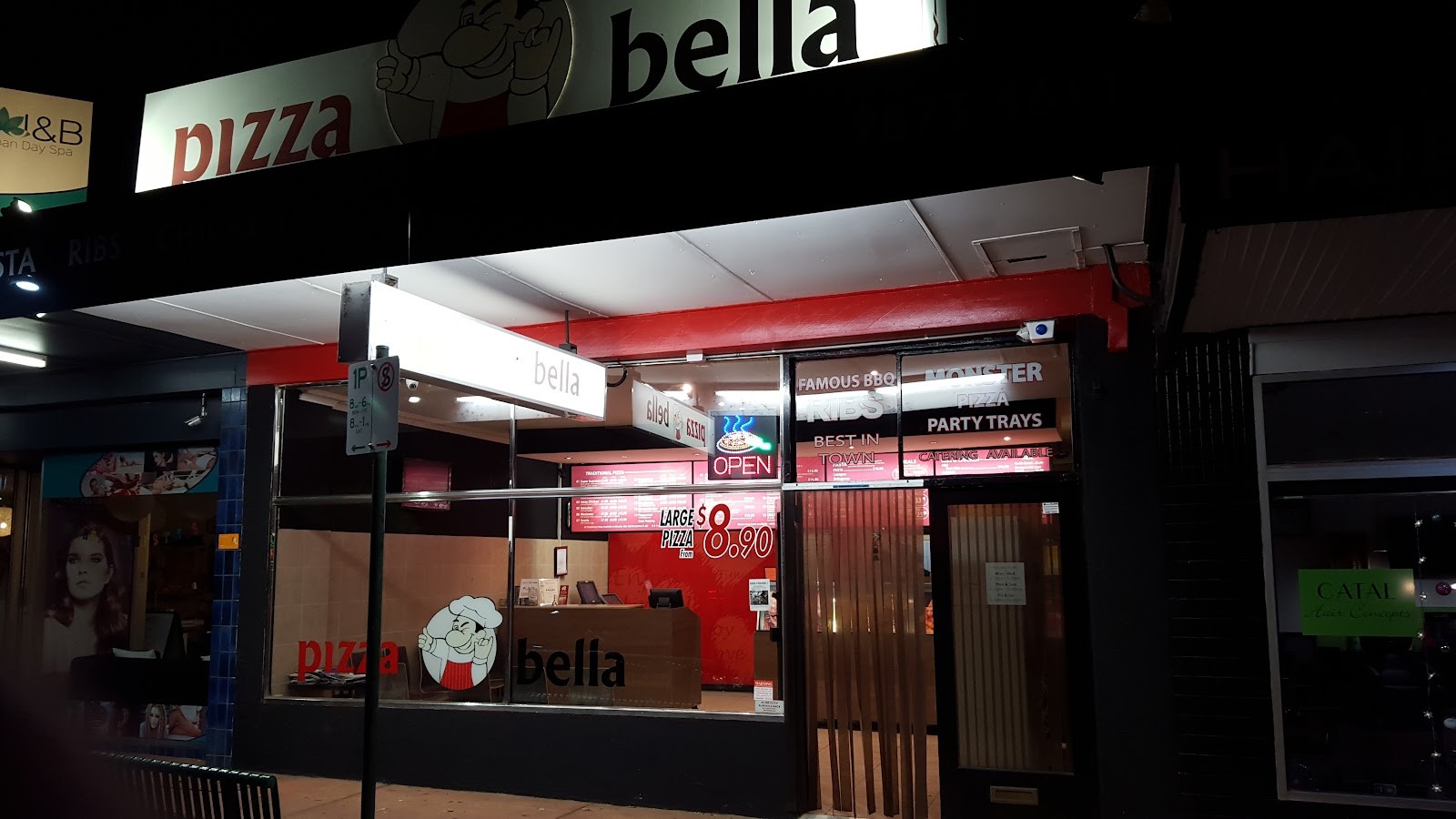 Pizza Bella: the place