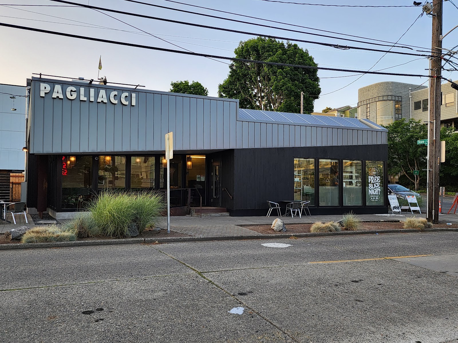 Pagliacci Pizza: the place