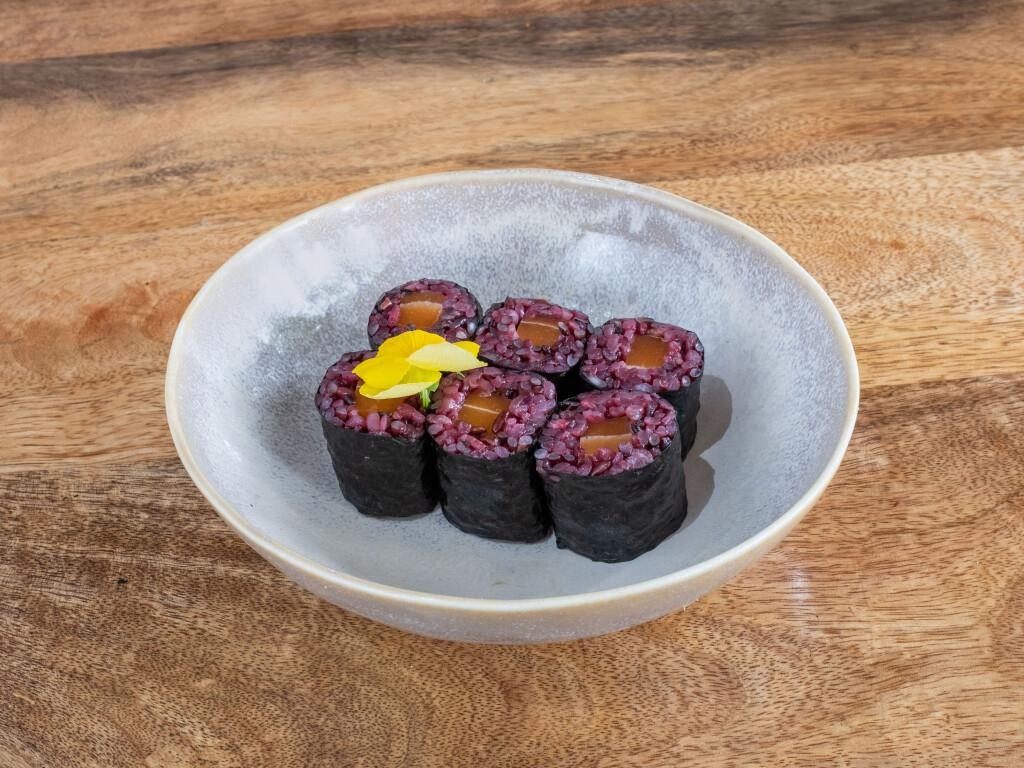 Vegan Sushi Bar: food & drinks