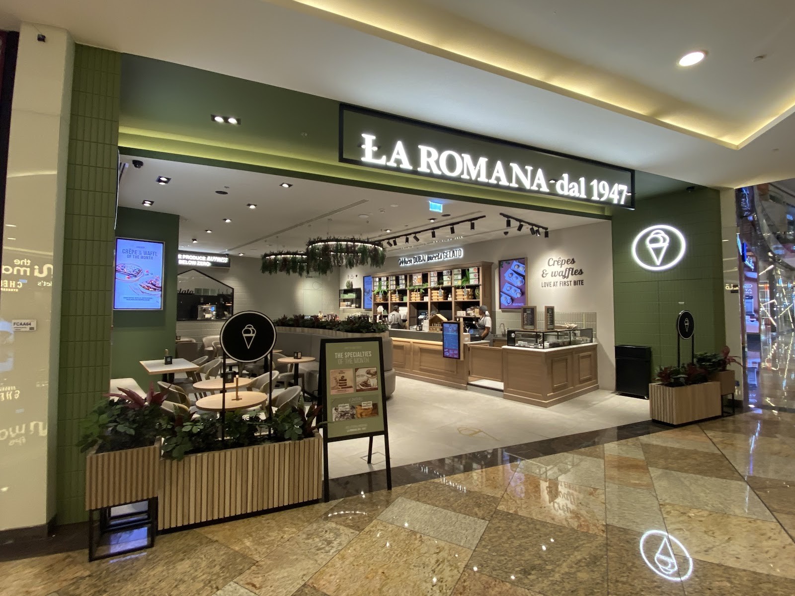 Gelateria La Romana dal 1947: the place