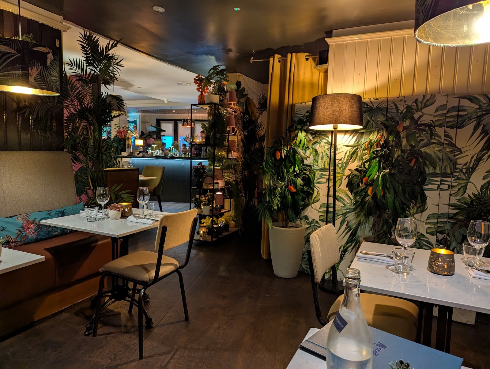 Glas Restaurant: the place