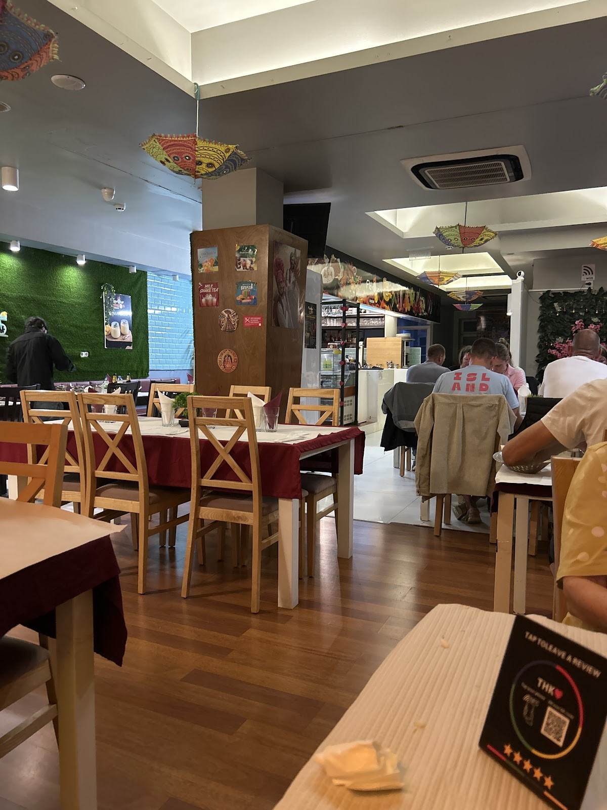Flavour Fusion Indian Restaurant & Bar: the place