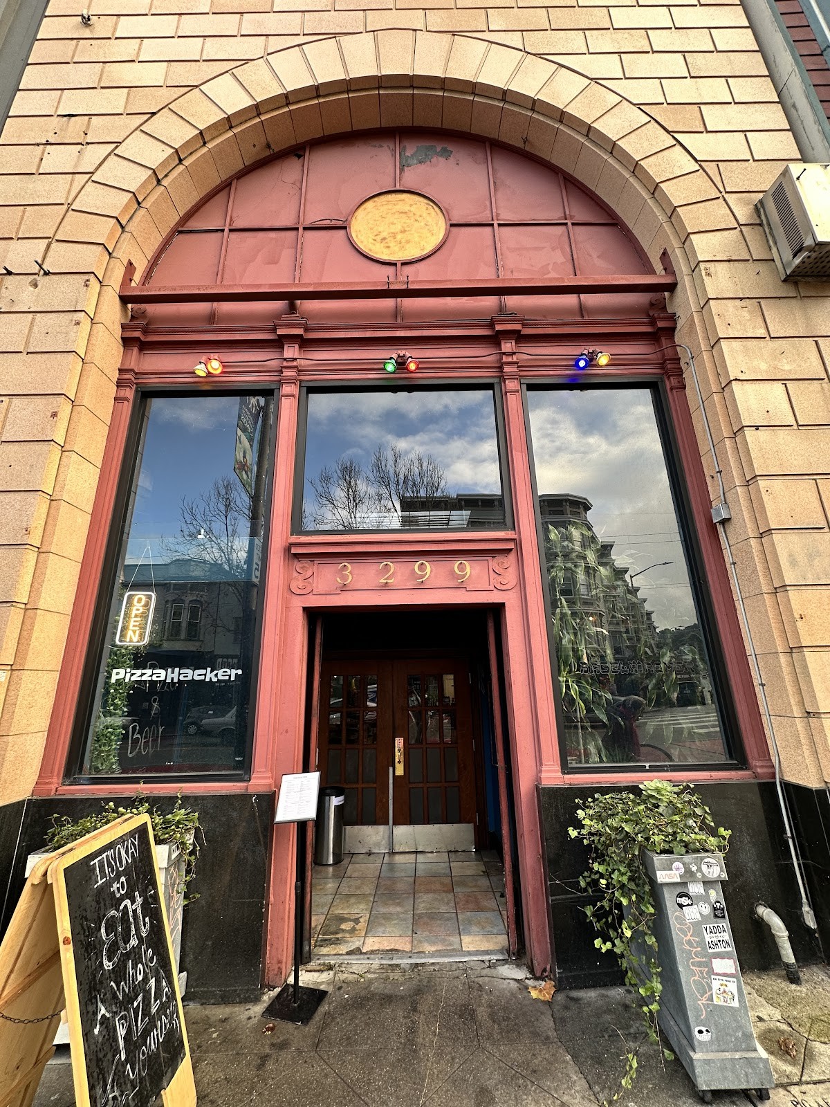 PizzaHacker/BagelMacher: the place