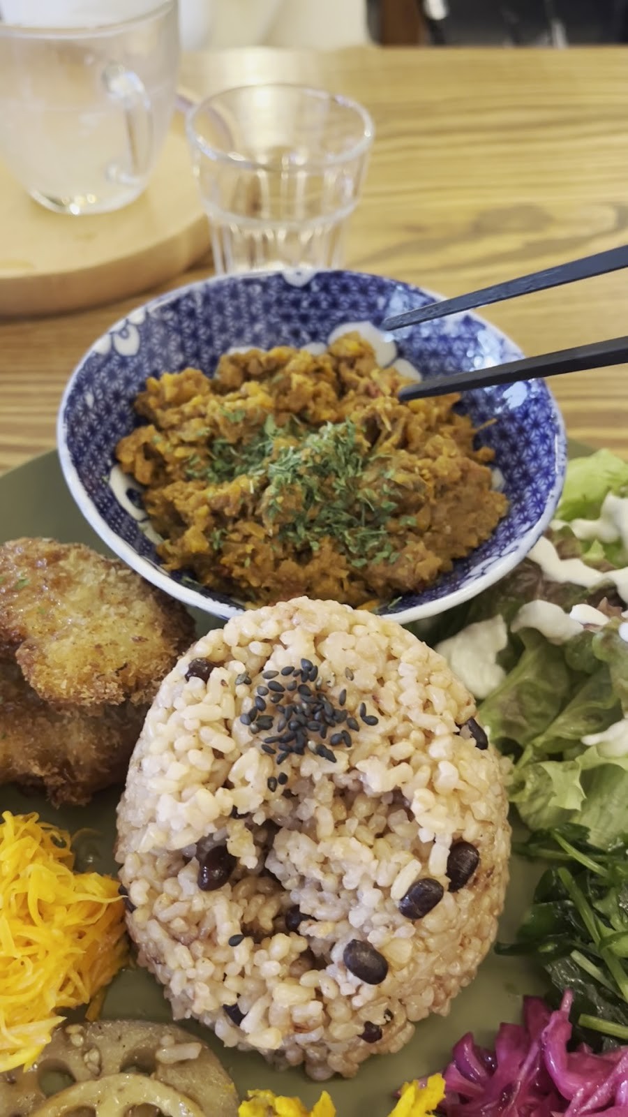 Coret: food & drinks