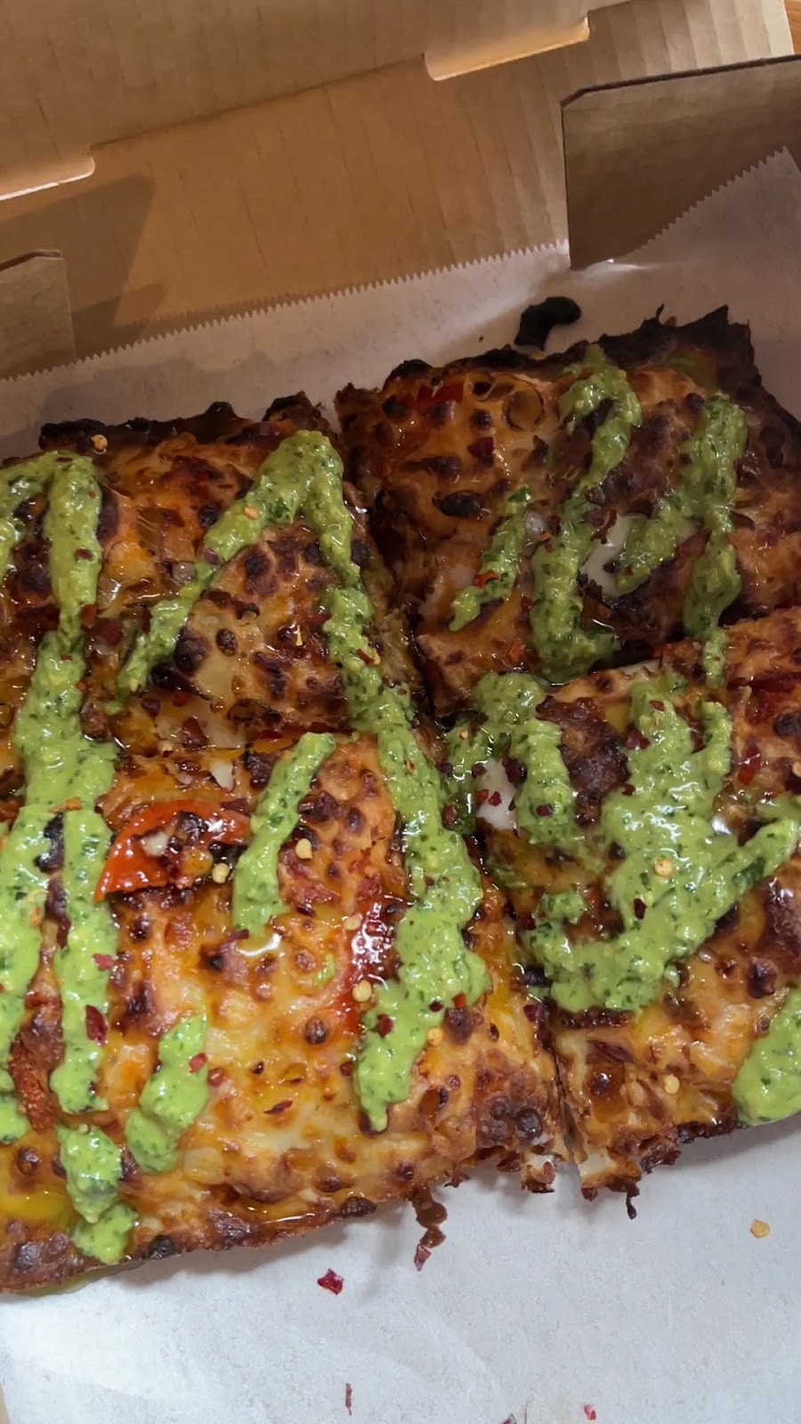Boxcar Pizza: food & drinks