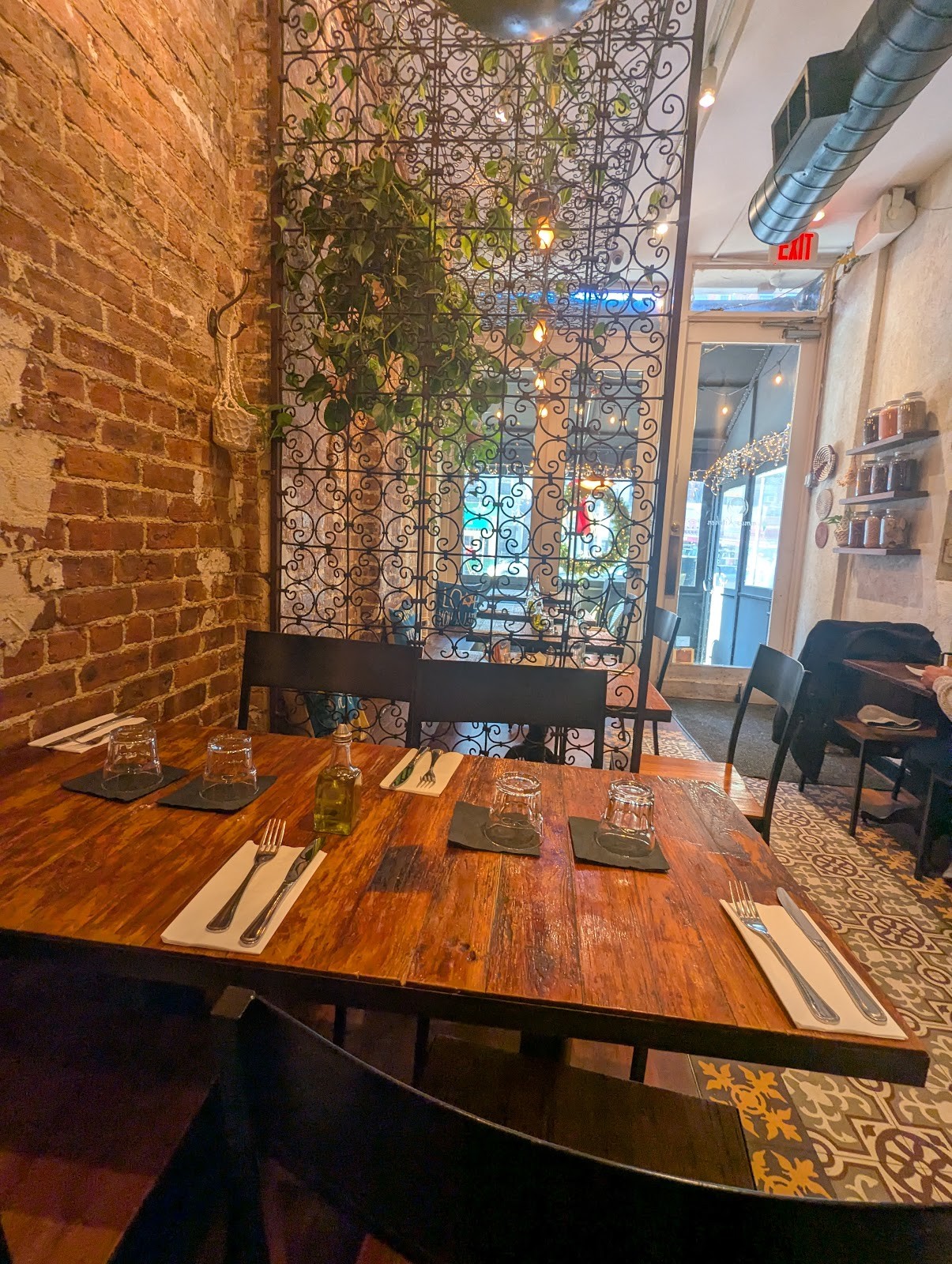 Hummus Kitchen: the place