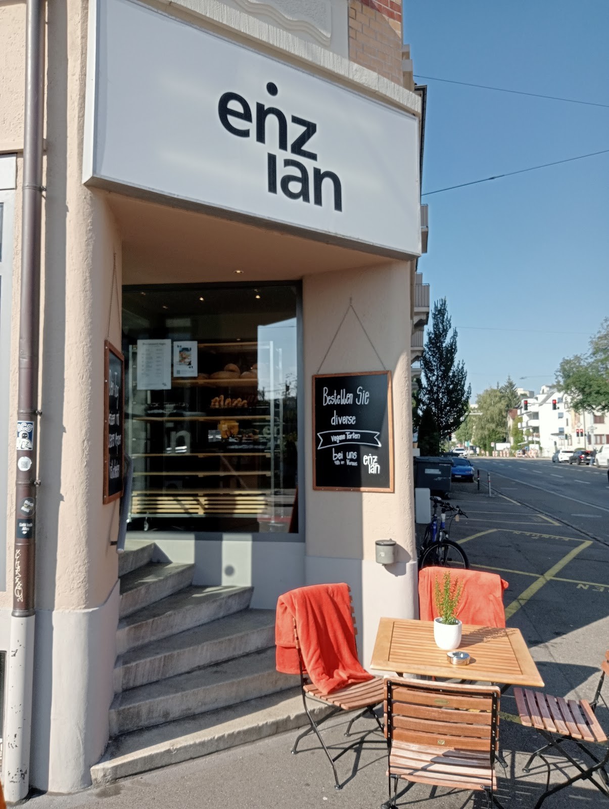 Enzian Vegane Bäckerei: the place