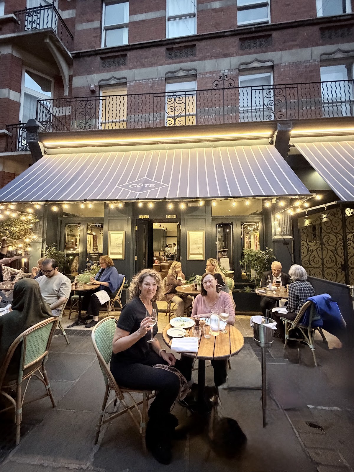 Côte Kensington: the place