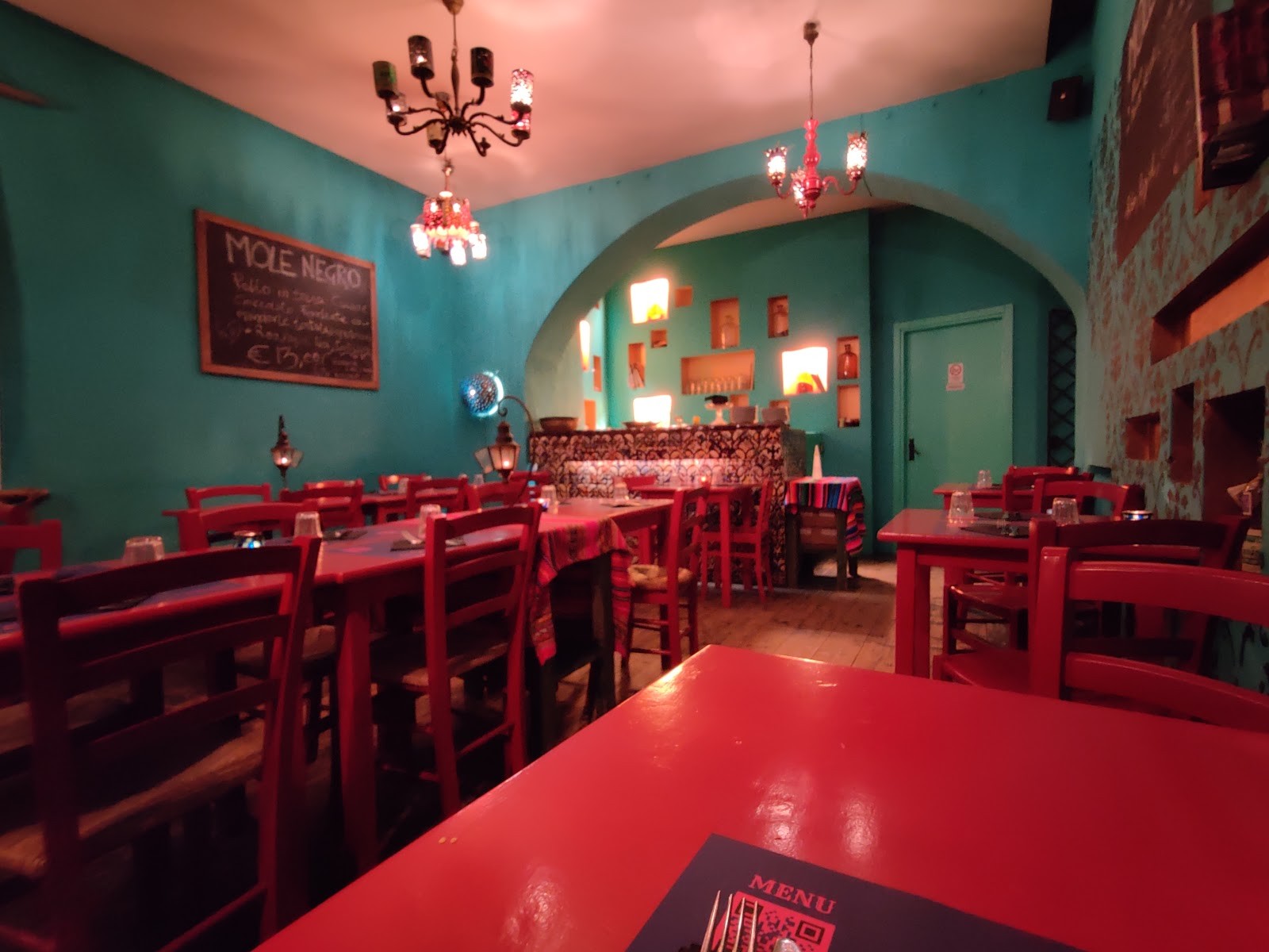 Las Rosas: the place