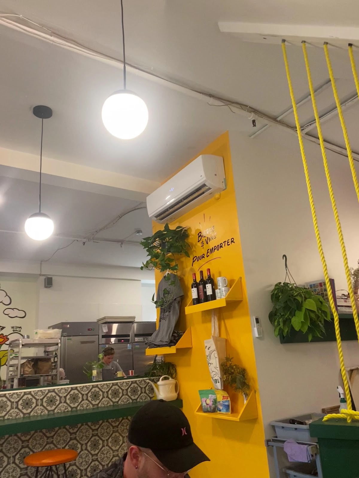 Le Café Big Trouble: the place