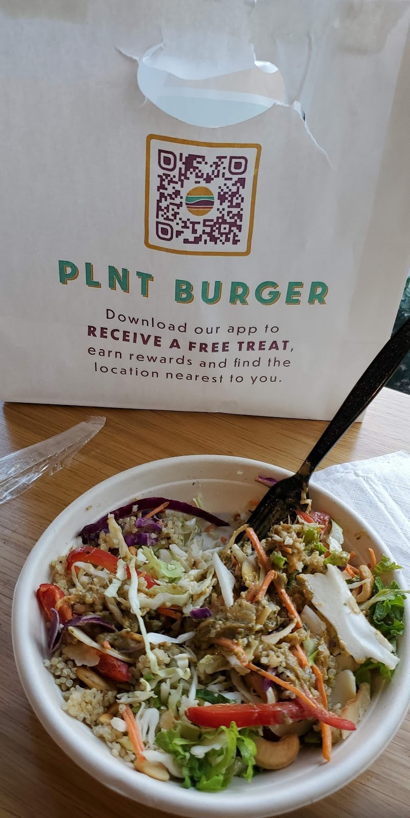 PLNT Burger: food & drinks