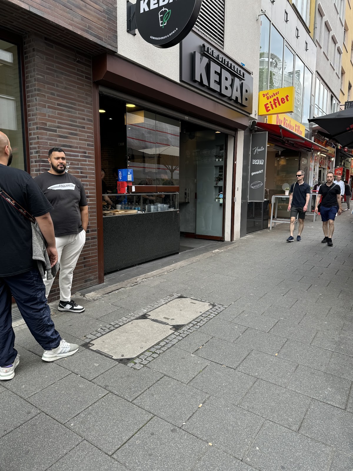 THE DIFFERENT KEBAB: the place