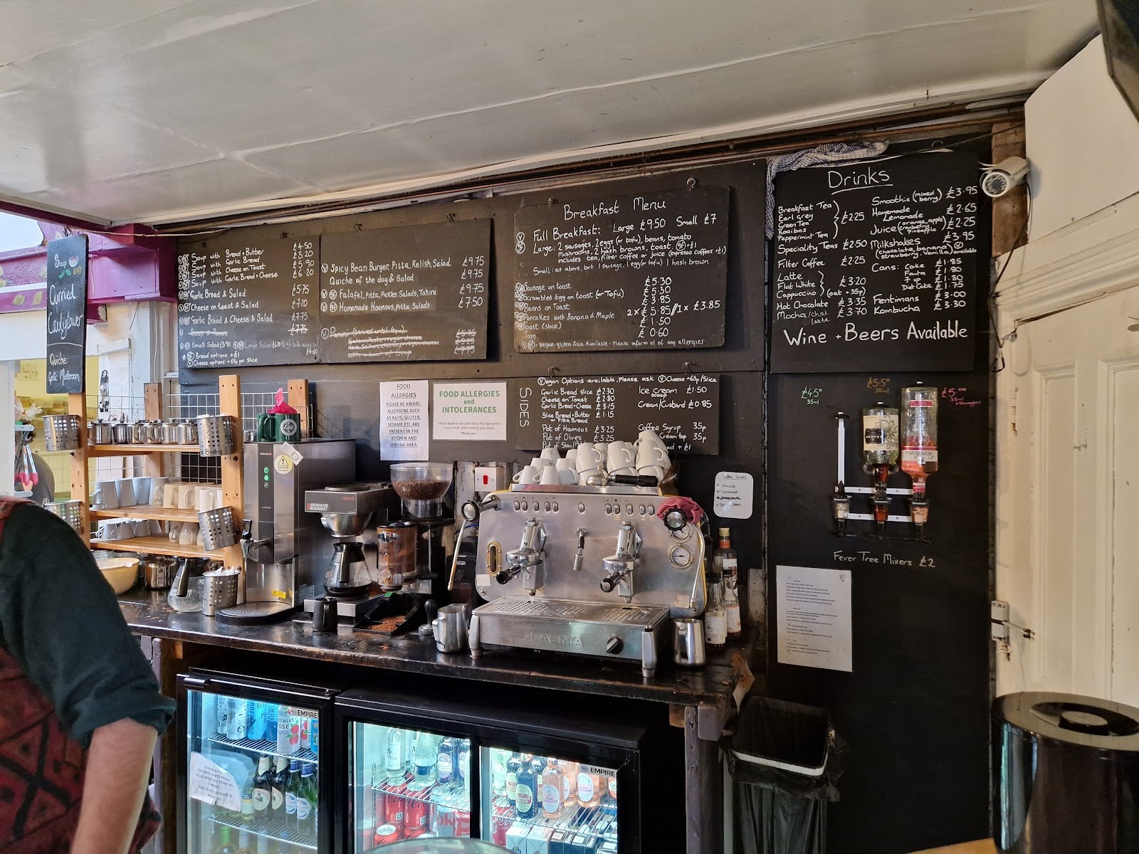 The Egg Vegetarian Cafe: the place