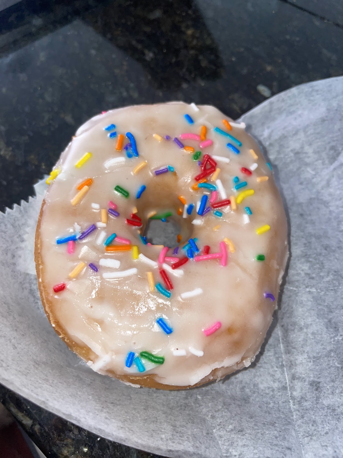 Dottie’s Donuts: food & drinks