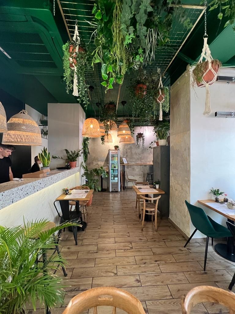 Vegan Sushi Bar: the place