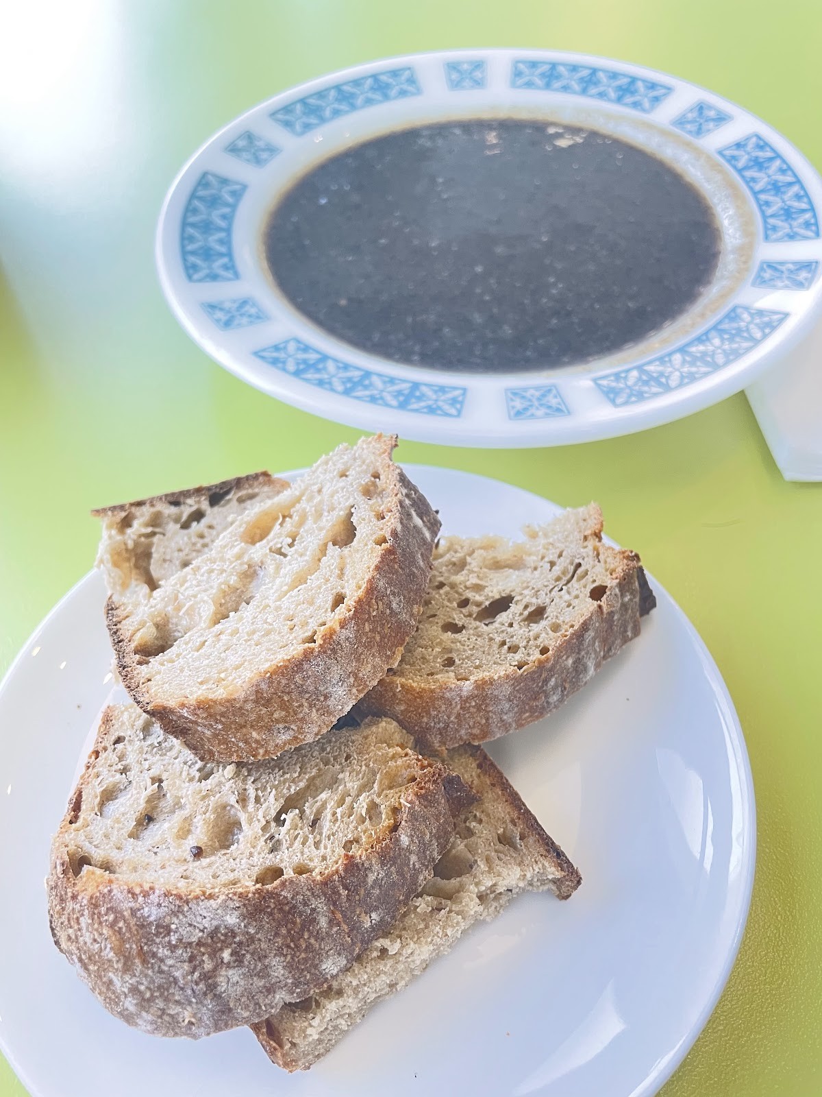 Community Cafe at 5 Pancras Square: food & drinks