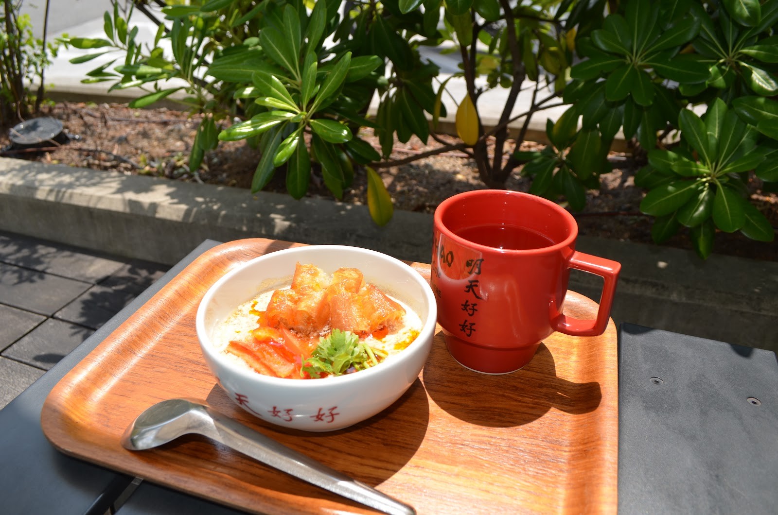 Ming Teng HAO HAO: food & drinks
