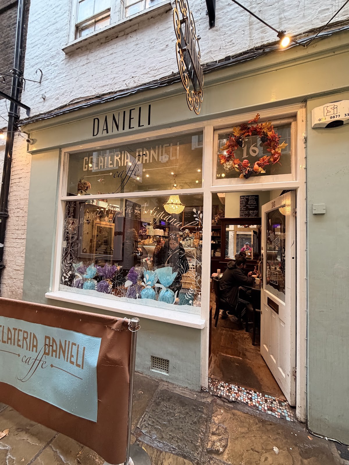 Gelateria Danieli: the place
