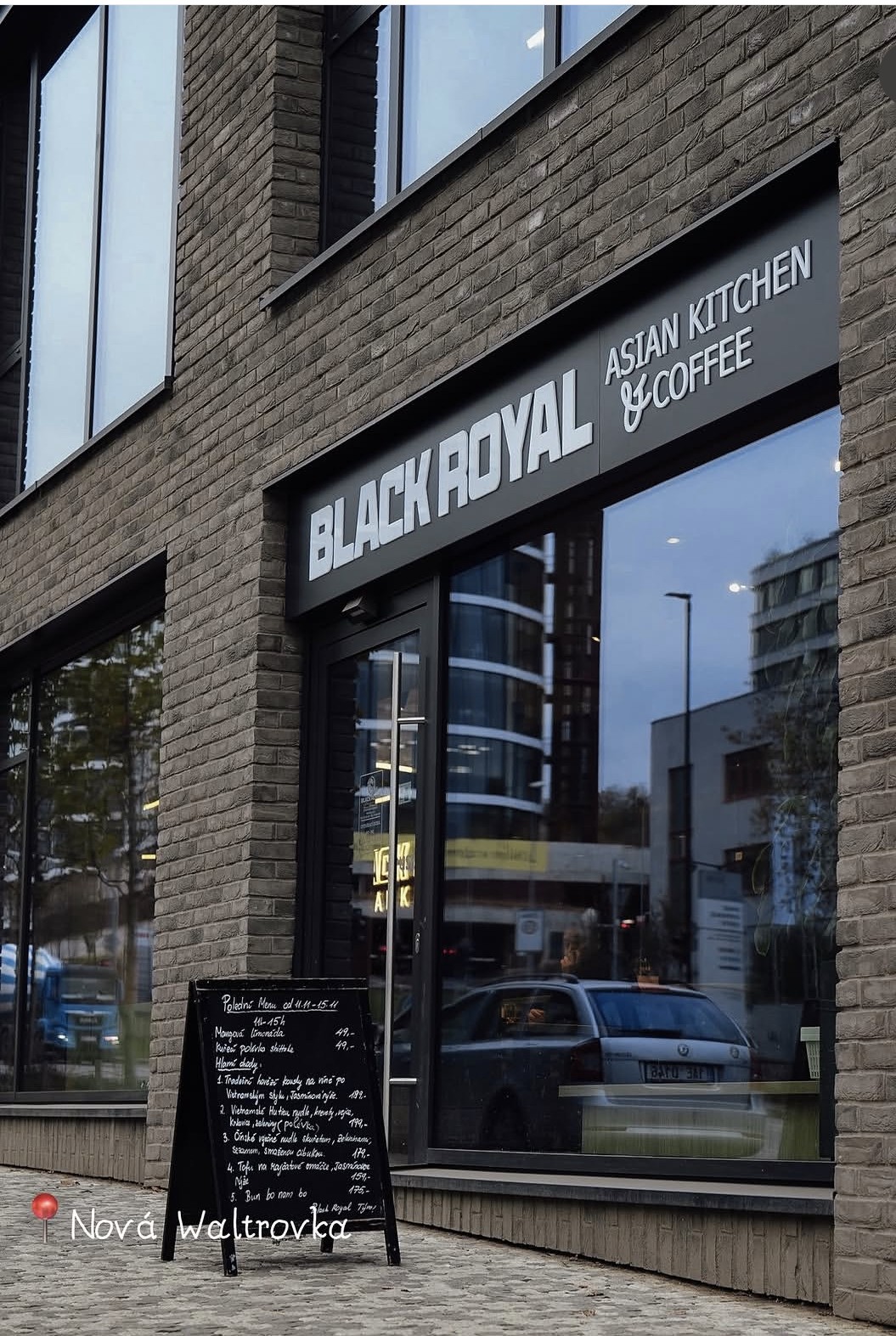 Black Royal - Waltrovka Asian Kitchen & Coffee: the place
