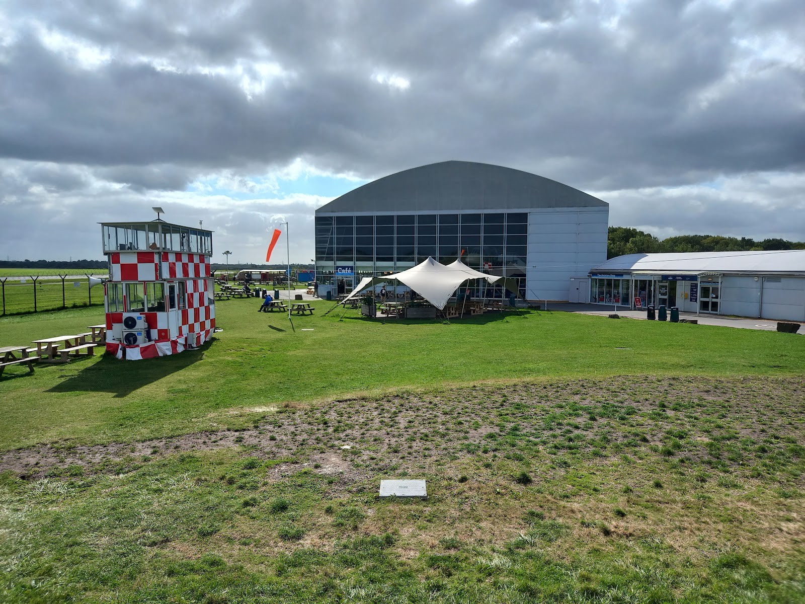 Runway Visitor Park: the place