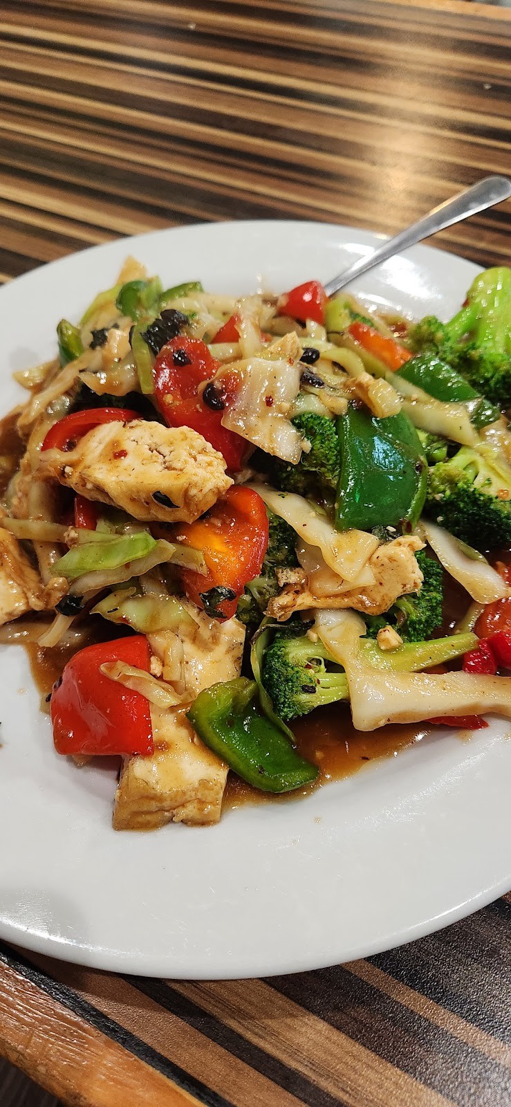 Grasshopper Vegan Restaurant: food & drinks
