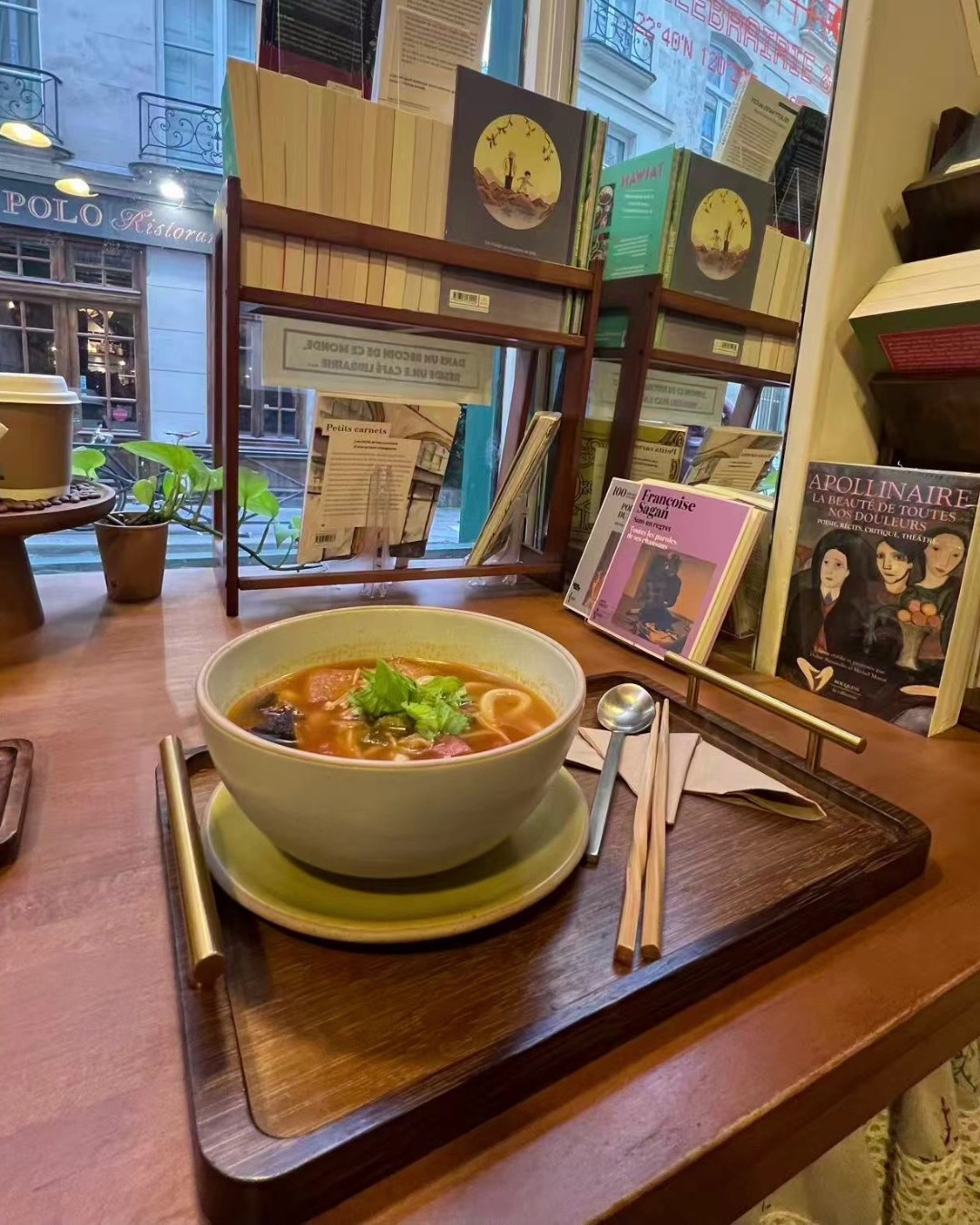 Café L’îlebrairie & Co.: food & drinks