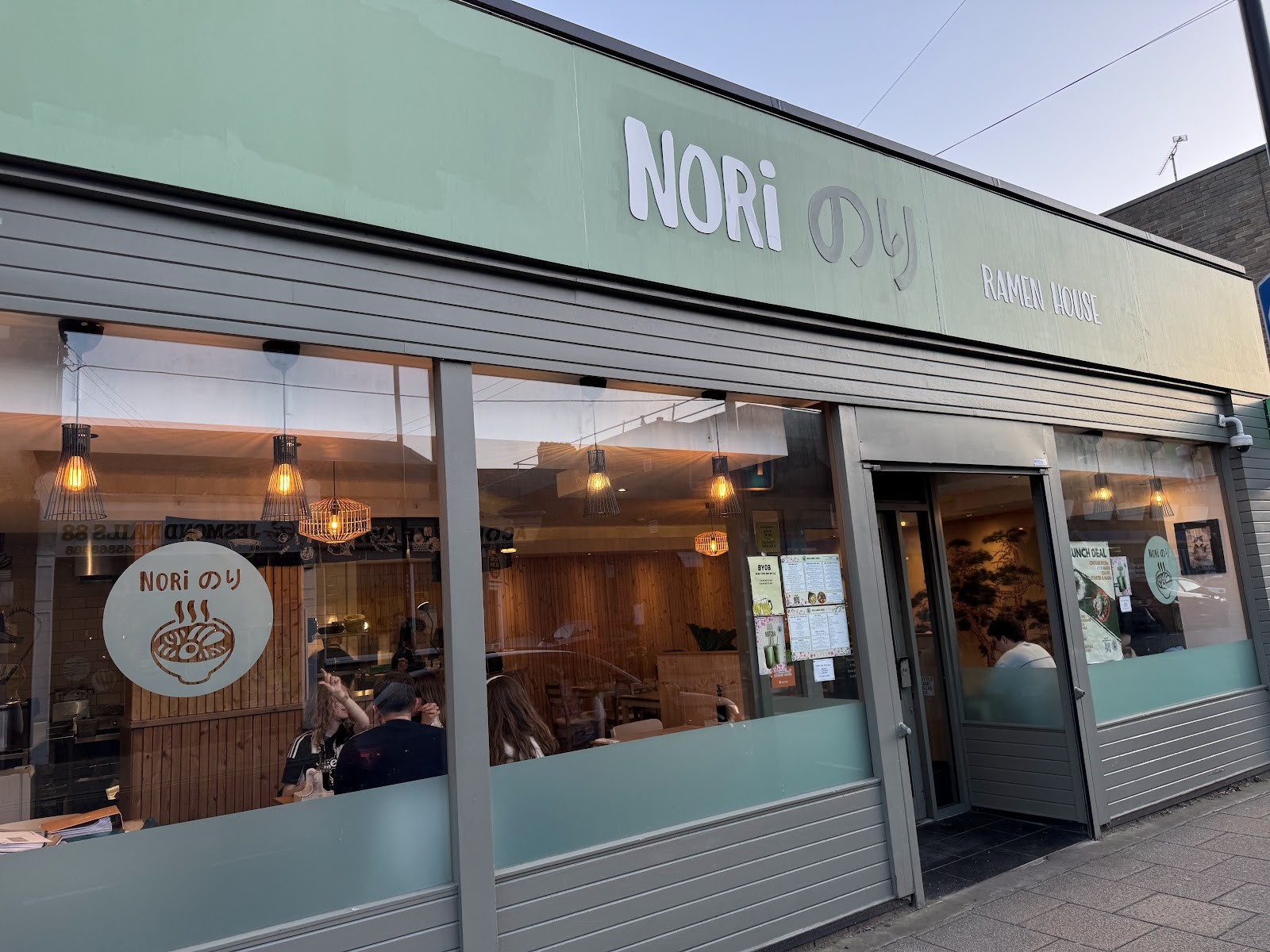 Nori Ramen House: the place