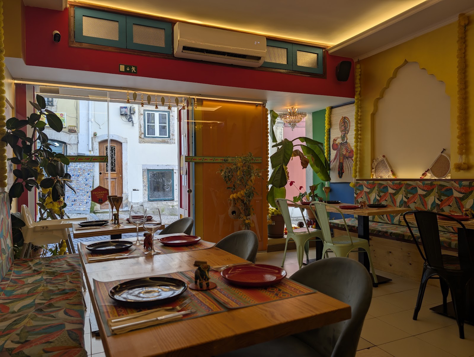 Putpari - Indian Restaurant: the place