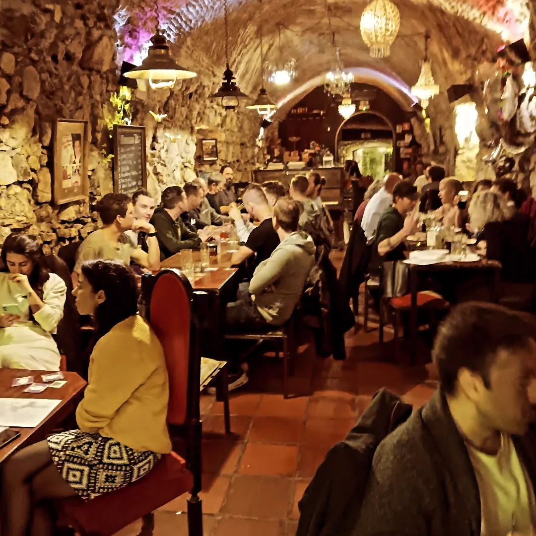 Quimera Brewpub: the place