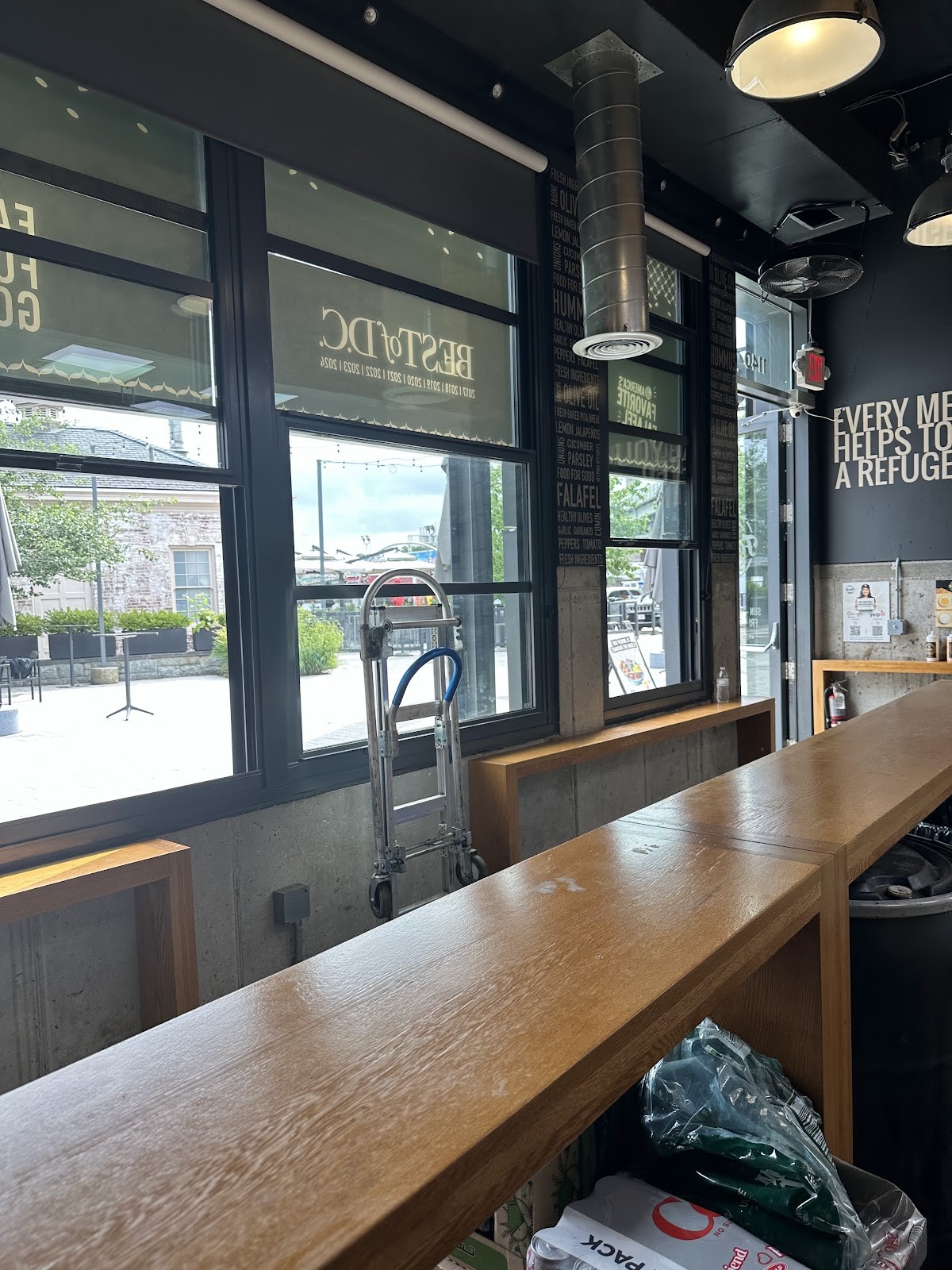 Falafel Inc: the place