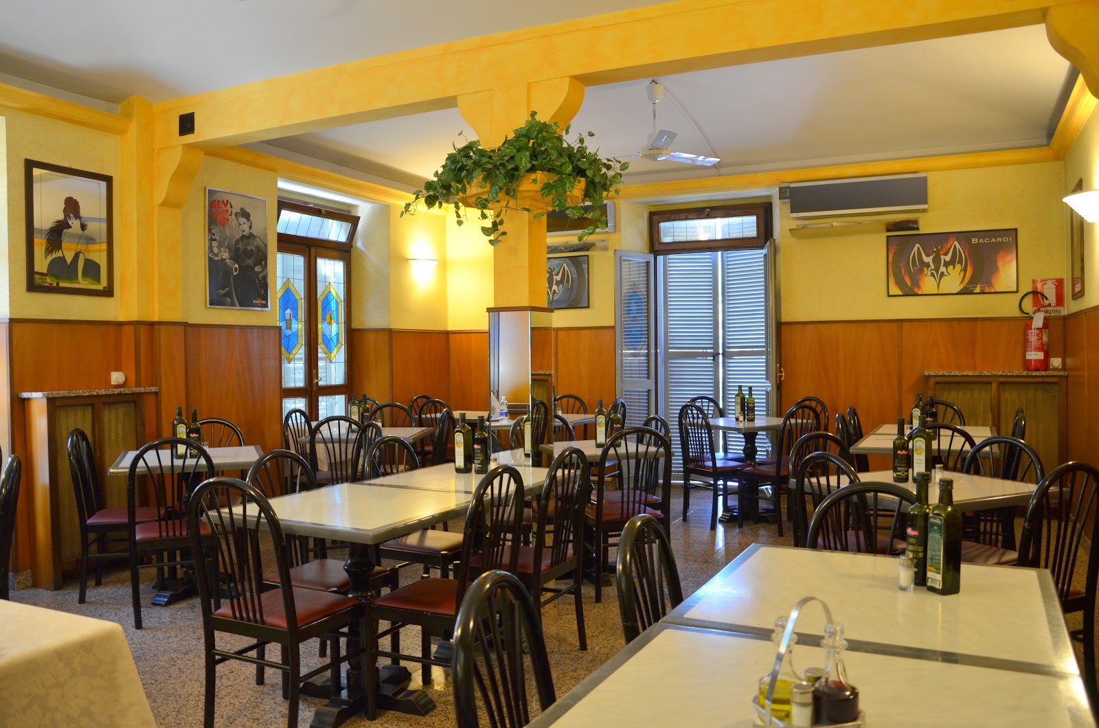 Torre Cremeria Bar: the place