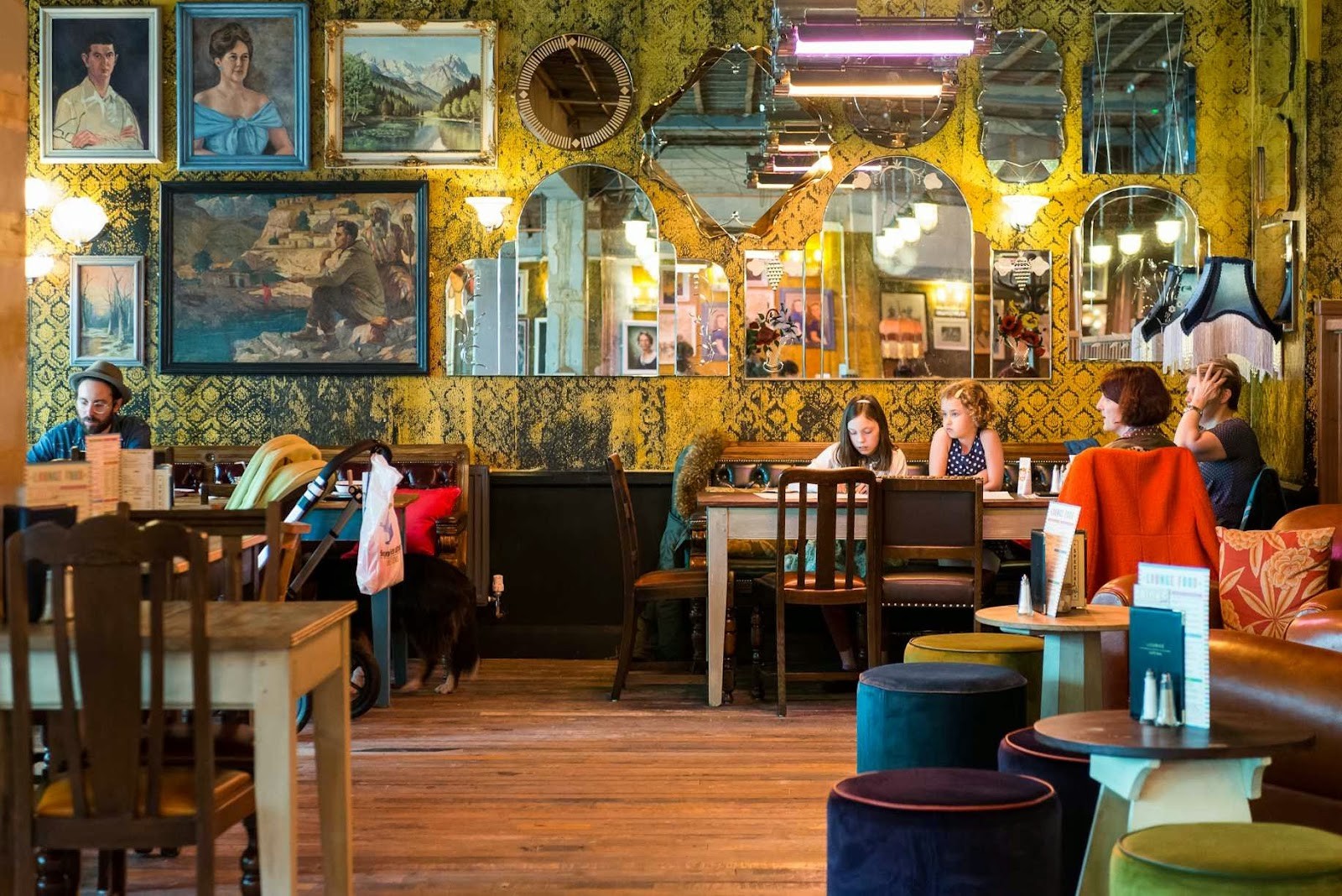 Alcampo Lounge: the place