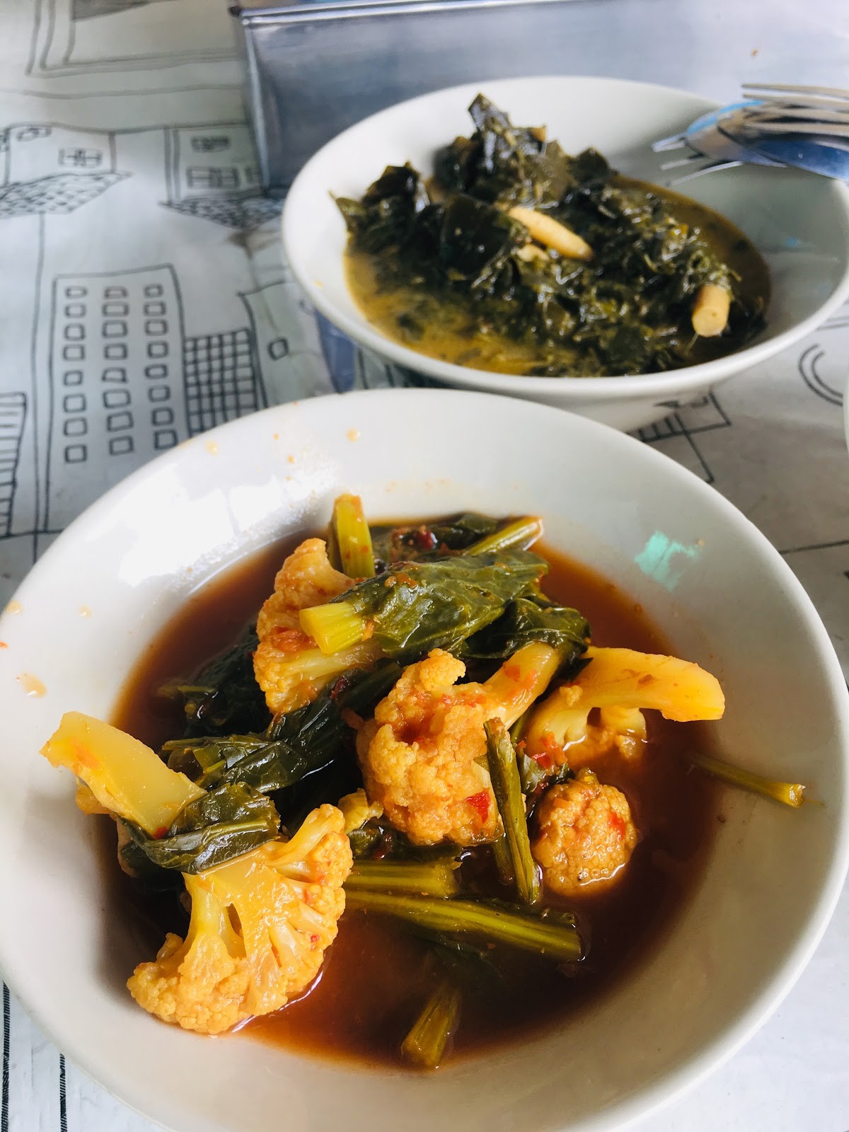 Vegetarian Restaurant (ร้านเจ): food & drinks