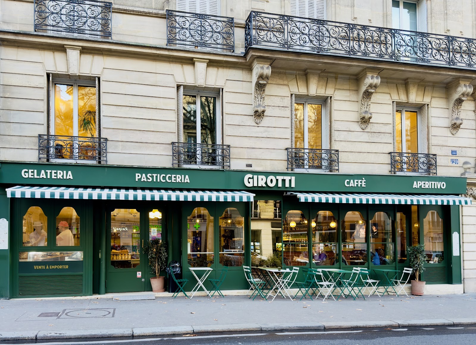 Girotti Paris: the place