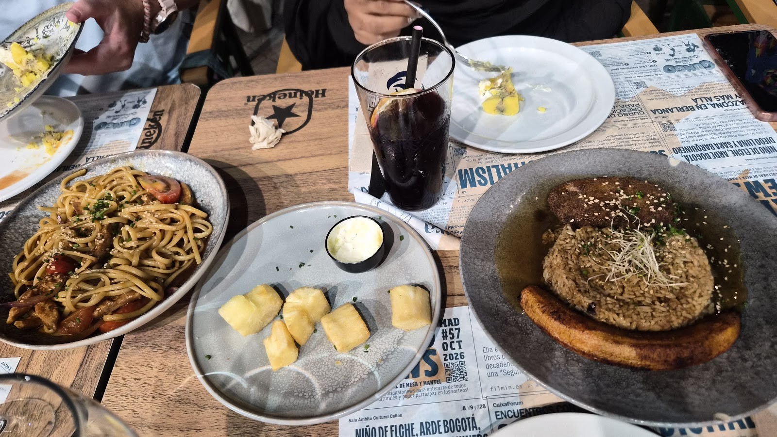 Los Andenes: food & drinks