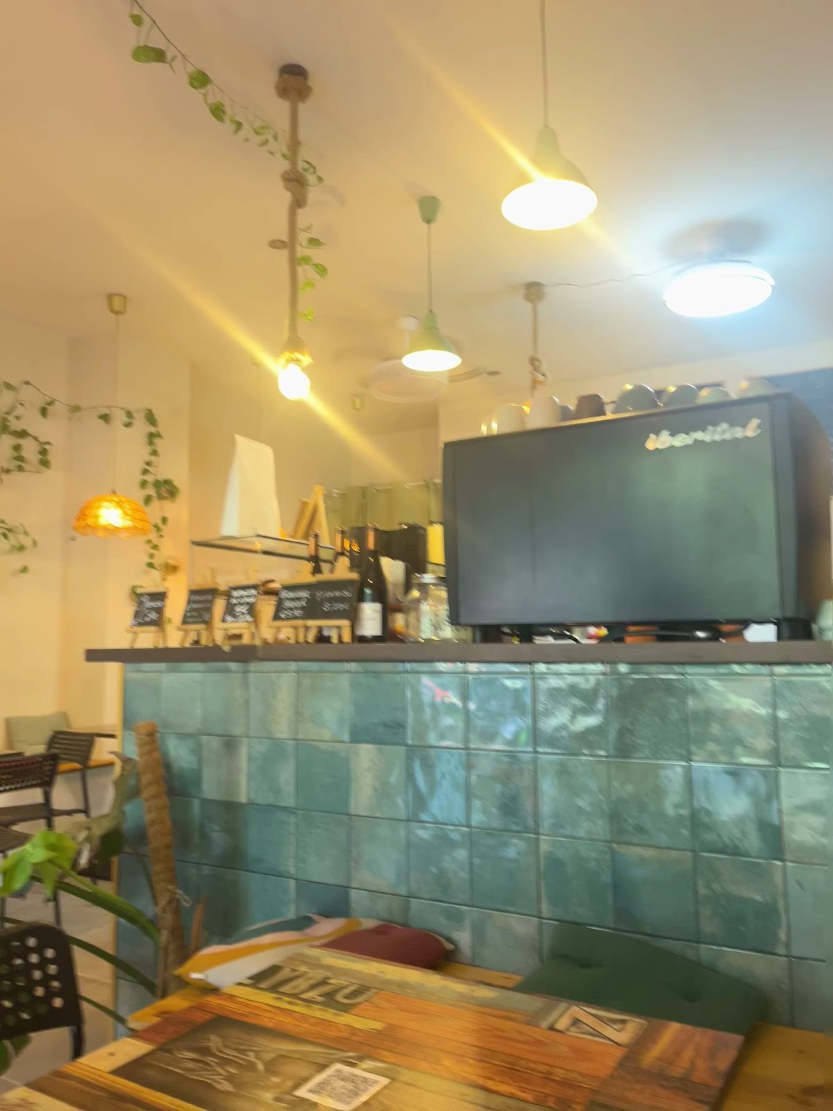 Fronda Café: the place