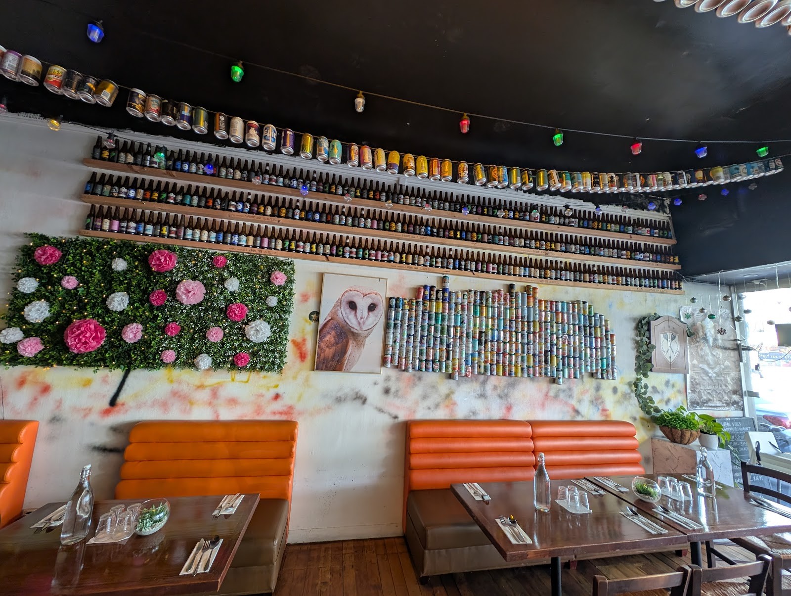 Spicy Hub Bar & Eatery: the place