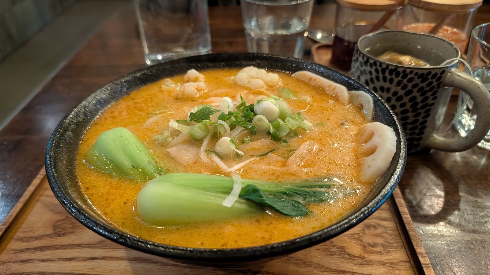 Viet Family - The Vegan House: food & drinks