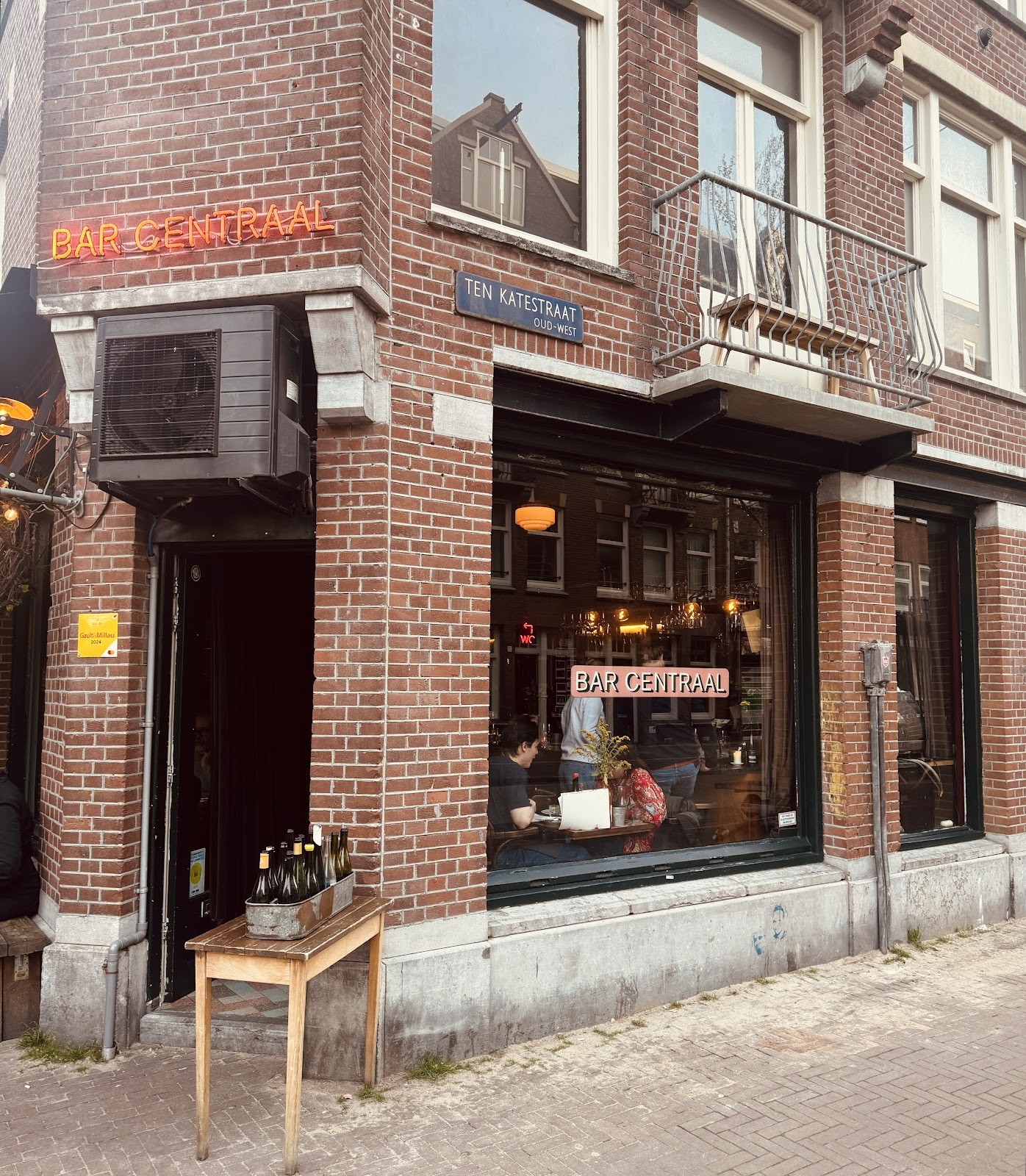 Bar Centraal: the place