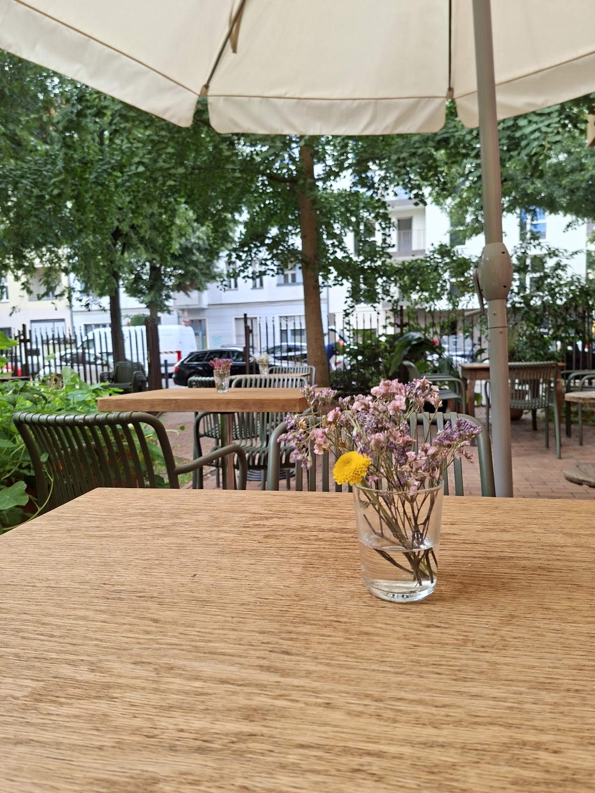 Café Flut: the place