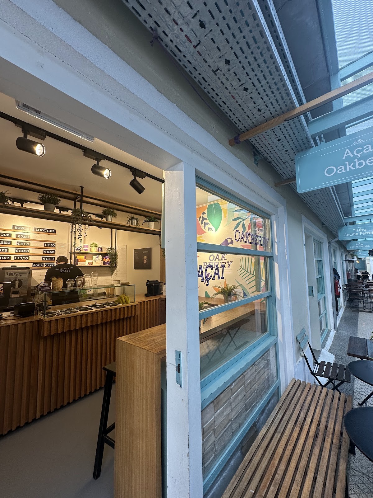 Oakberry - Mercado da Foz: the place