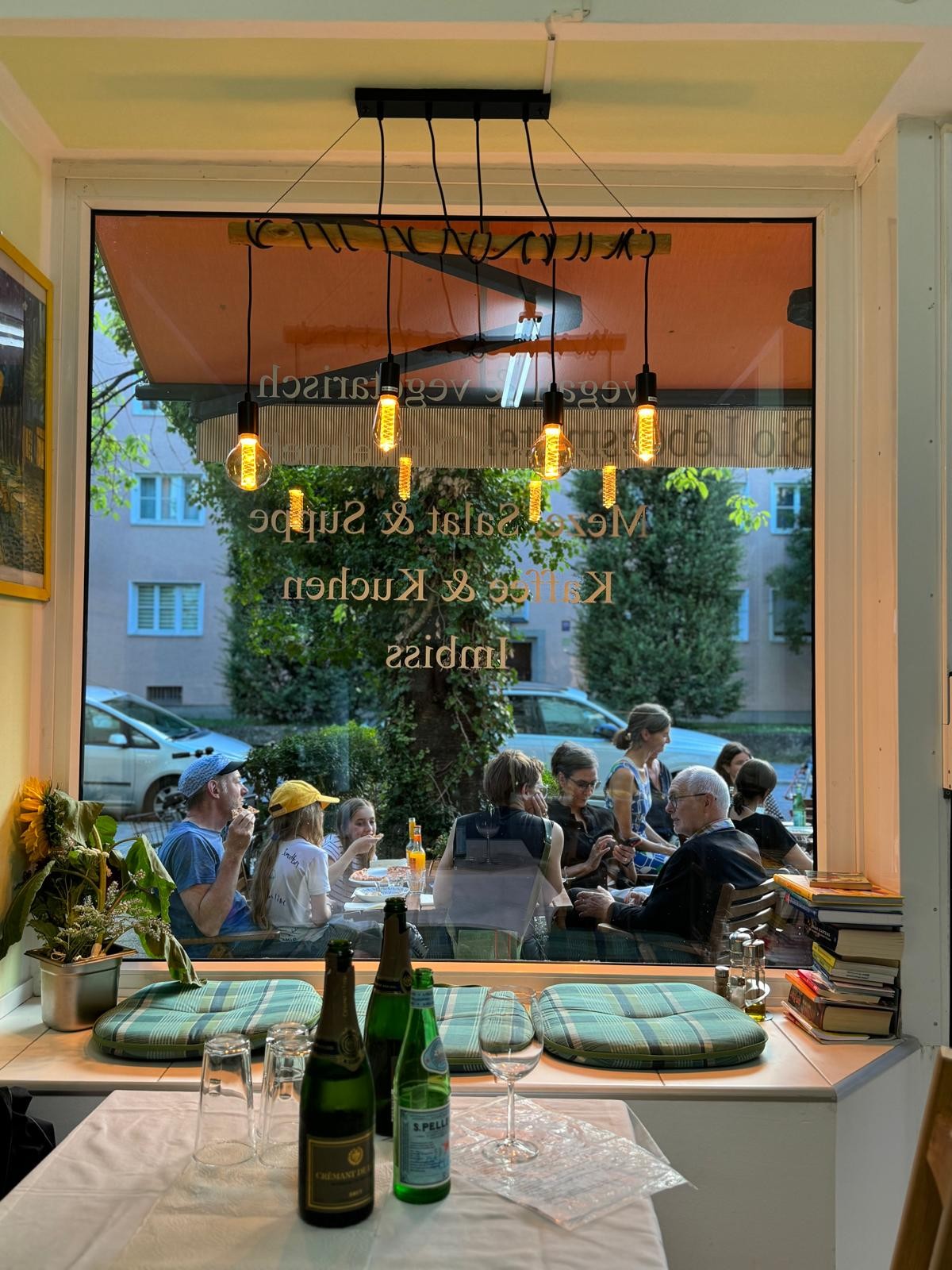 Ital´s Hoftheke - Naturkost Bistro: the place