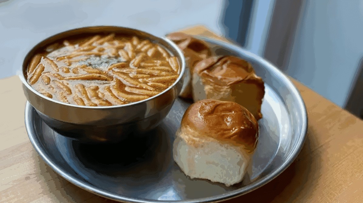 Lassi & Spice SLU: food & drinks