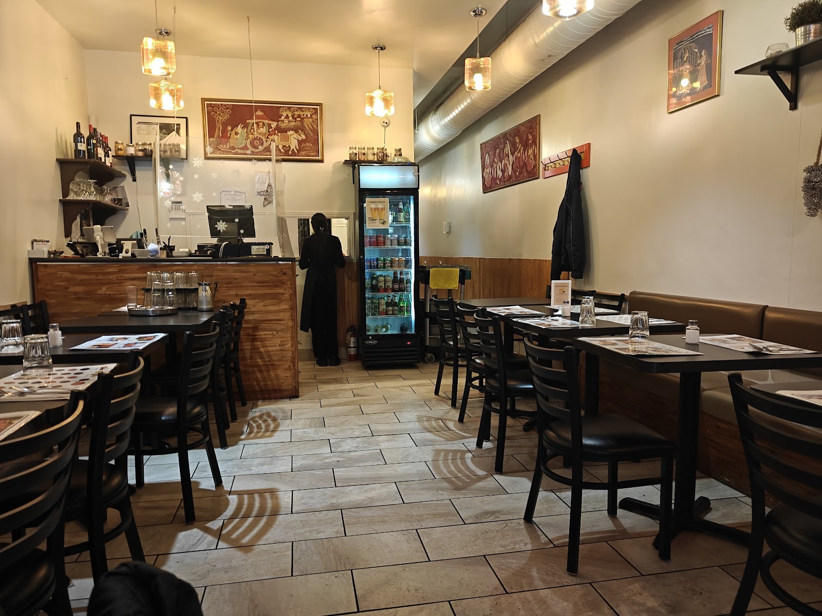 Buffet Maharani: the place