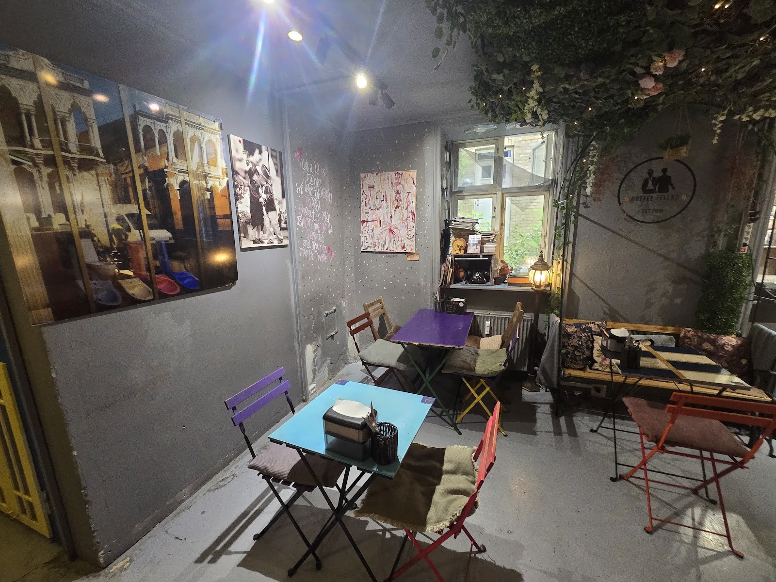 Coffee Fellaz: the place